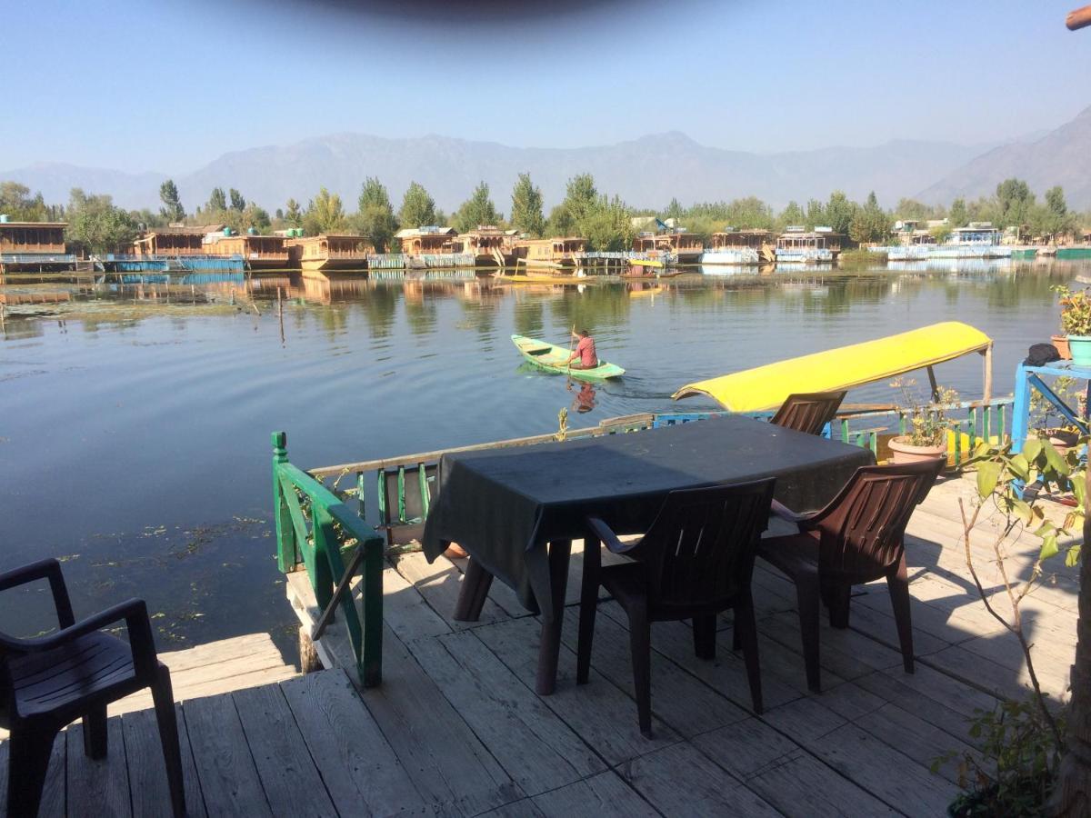 מלון Srīnagar Houseboat Altaf And Transportation מראה חיצוני תמונה