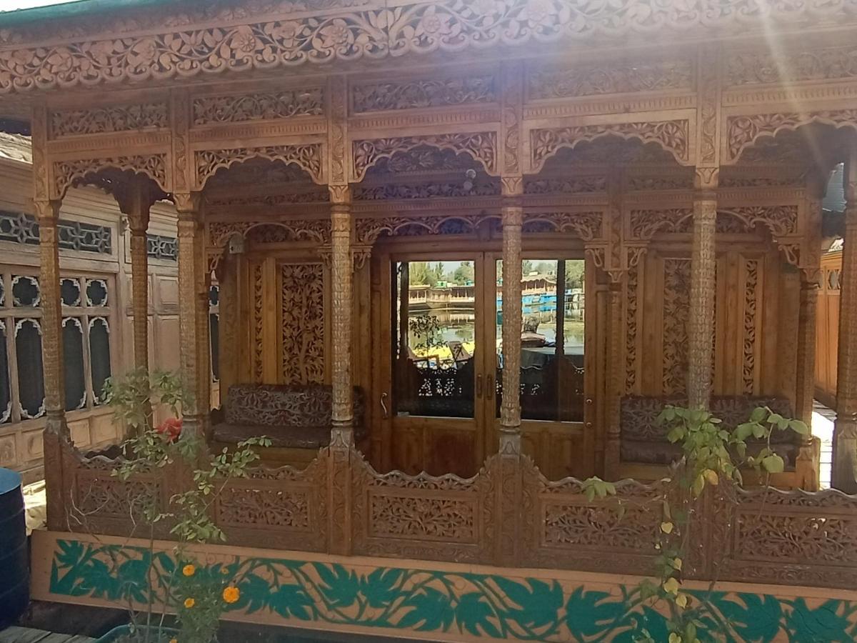 מלון Srīnagar Houseboat Altaf And Transportation מראה חיצוני תמונה